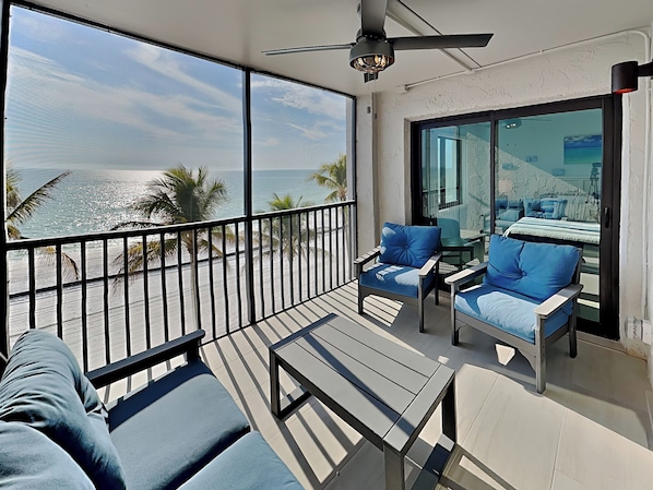 Welcome to Seaside Resort 407