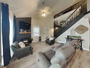 Open and Inviting Floor Plan with a Smoky Mountain Mural