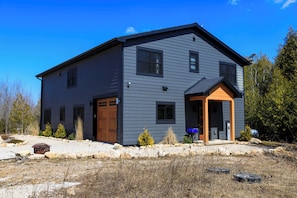 Welcome to Flint Ridge!