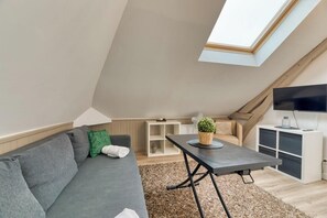 Canapé avec table à manger relevable et dépliable