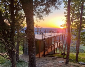 unique stay