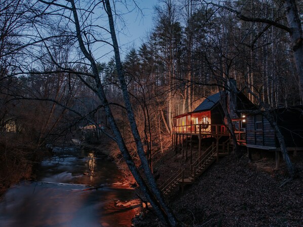 Hygge Hollow main