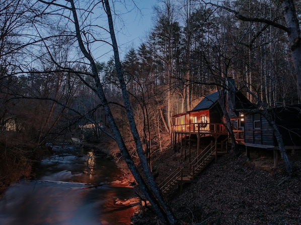 Hygge Hollow main