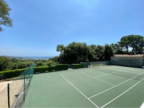 Sport court