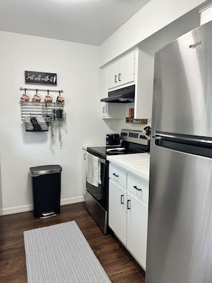 Home Decor, Indoors, Kitchen, Rug, Appliance
