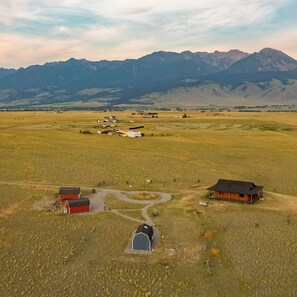 The Blackhawk cabin on far right, and the Blackhawk Nest (the other cabin on property, rented separately)