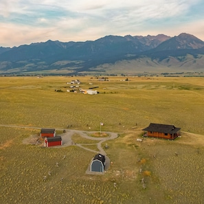 The Blackhawk cabin on far right, and the Blackhawk Nest (the other cabin on property, rented separately)