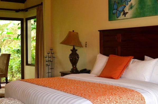 Typica King Size Bed