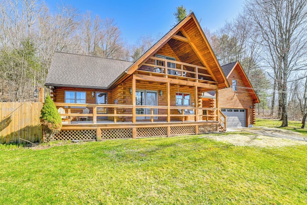 Deposit Vacation Rental | 3BR | 2BA | 1,600 Sq Ft | 5 Steps Required