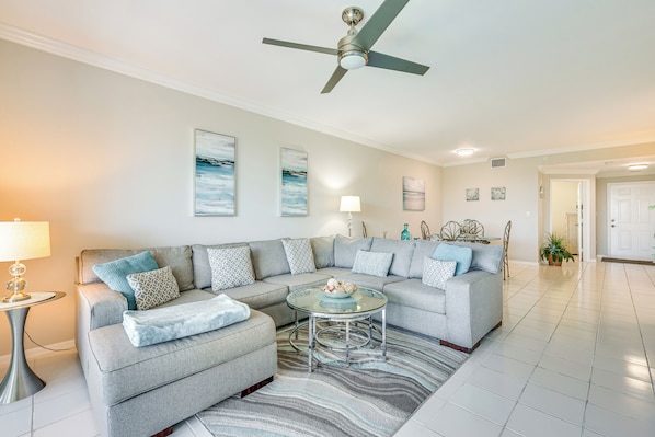Naples Vacation Rental | 3BR | 2BA | Step-Free Access | 1,400 Sq Ft