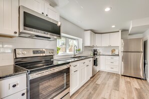 Kitchen | Cooking Basics | Drip Coffee Maker | Blender | Toaster