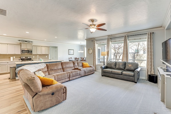 Kuna Vacation Rental | 5BR | 2.5BA | 2,500 Sq Ft | 1 Step to Enter