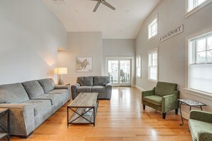 Living Room | 2-Story Townhome | Central A/C & Heat