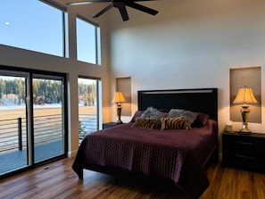 Master bedroom - king size bed with private balcony!