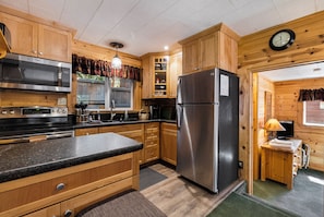 Wonderful kitchen to prepare meals.
