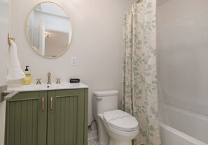 Full bath with shower/tub combo