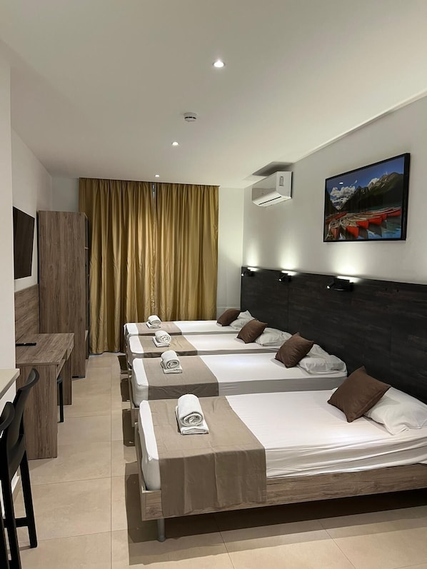 Bed for 4 persons