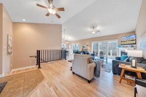 Living Area (1)