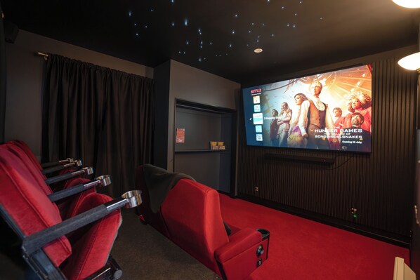Private Cinema with SKY TV and Netflix and Cinema seats and Surround Sound syst
