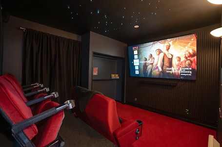 Cinema with 97inch TV, stars ceiling lights, cinema seats and surround sound system! Netflix, Sky Sports and Sky Movies included.