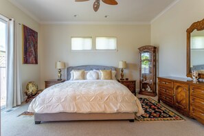 Master suite with a king bed, walk-in closet, private bath, & hot tub access!