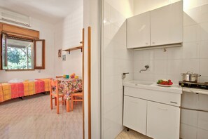 Kitchen and dining area