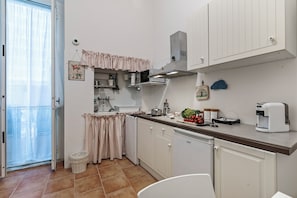 Kitchen and dining area