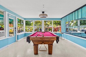 Spielezimmer