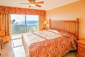 Unwind in the spacious king master suite, letting in natural light while you enjoy stunning ocean views.