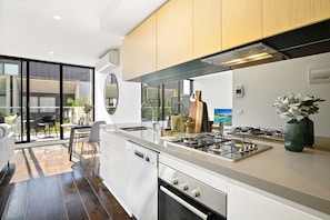Kitchen/Dining Area