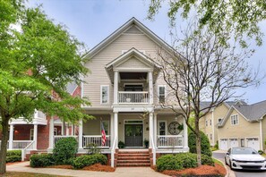 Step into comfort and convenience at this charming home, where relaxation and adventure come together!