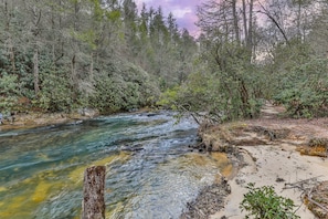 Fightingtown Creek
