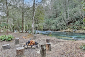 Fire pit overlooking Fightingtown Creek