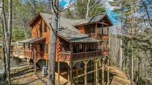 Welcome To Ellijay Creekside