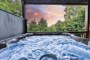 Bain à remous extérieur