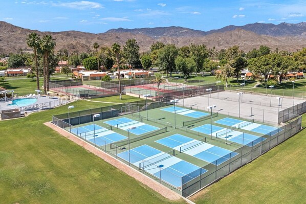Pickleball and Tennis Courts