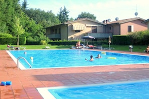 Holiday Home Swimming Pool