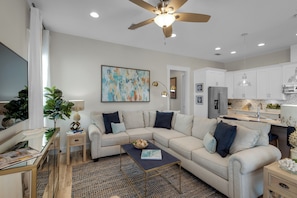 Bright and open living room, ideal for entertaining and family time.