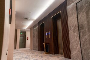 Entrance / Reception