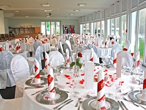 Banquet hall