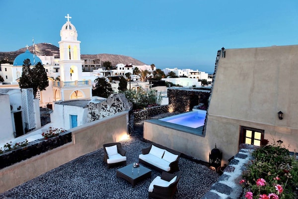 Casa De Vacaciones En Fira Con 3 Habitaciones, Capacidad 6 - Santorini