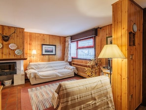 Bois, Design Intérieur, Plafond, Meubles, Pièce, Domicile, Appartement, Salon, Cabane En Rondins, Chalet