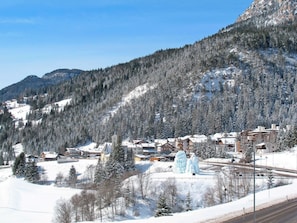 Montagnes Relief, Montagne, Colline, Chaîne De Montagnes, L'Hiver, Montagnes, Neige, Station De Montagne, Terrain, Paysage