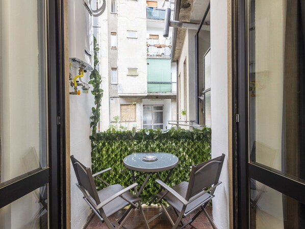 Interior Design, Apartment, Balcony, Houseplant, Chair, Daylighting, Flowerpot, Aluminium