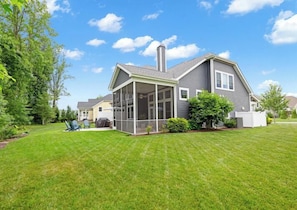 Large Backyard with 2-Story Screened-in Porch and Patio