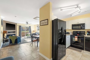 Welcome to Fairway View Escape!