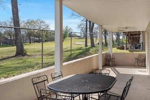 Lounge the day away or dine alfresco with golf course views on the patio