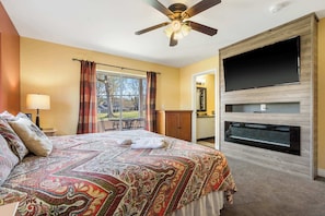 The primary king suite boasts an ensuite back & smart TV