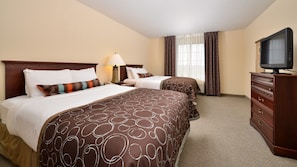 Get a peaceful night sleep in our cozy bedroom.