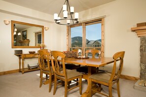 Enjoy meals together at the dining table